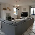 Buitenplaats 108 Villa