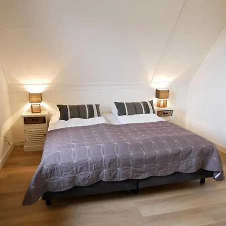 Villa Buitenplaats 108 *