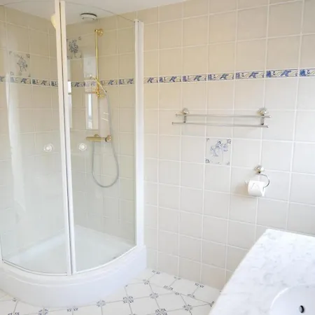 Villa Buitenplaats 108 *